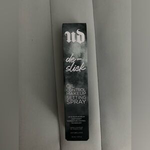 Urban Decay De-Slick Oil Control Makeup Setting Spray - 30ml BNIB